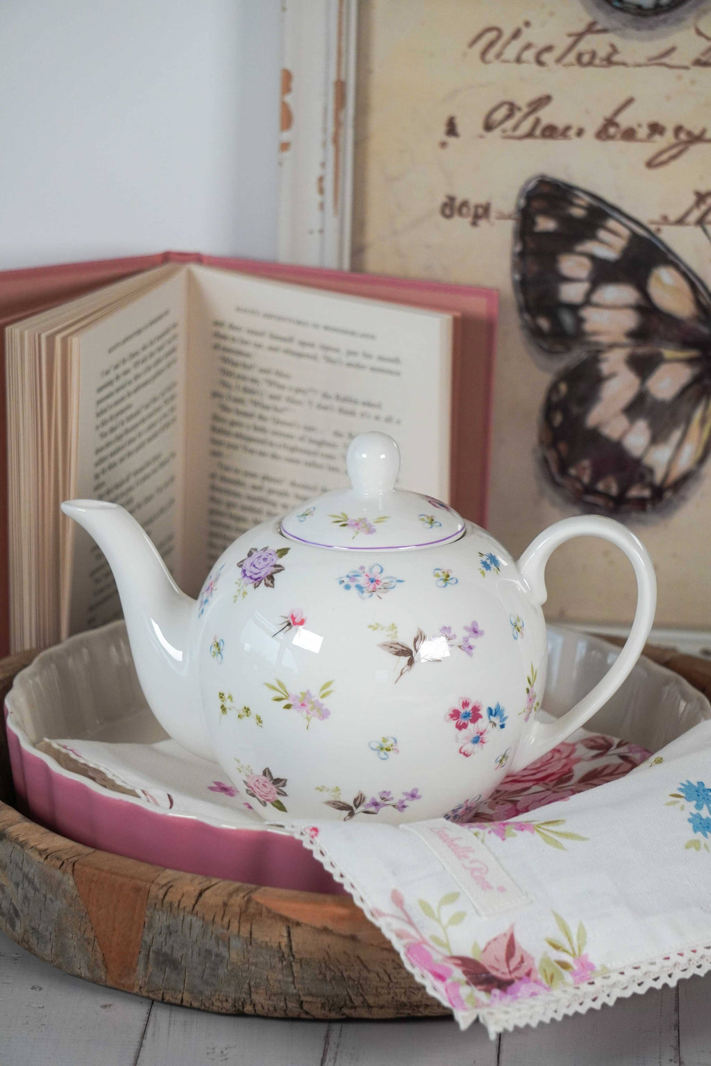 The Floria Teapot