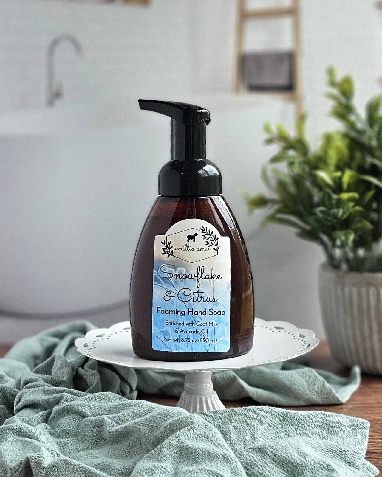 Snowflake & Citrus Foaming Hand Soap