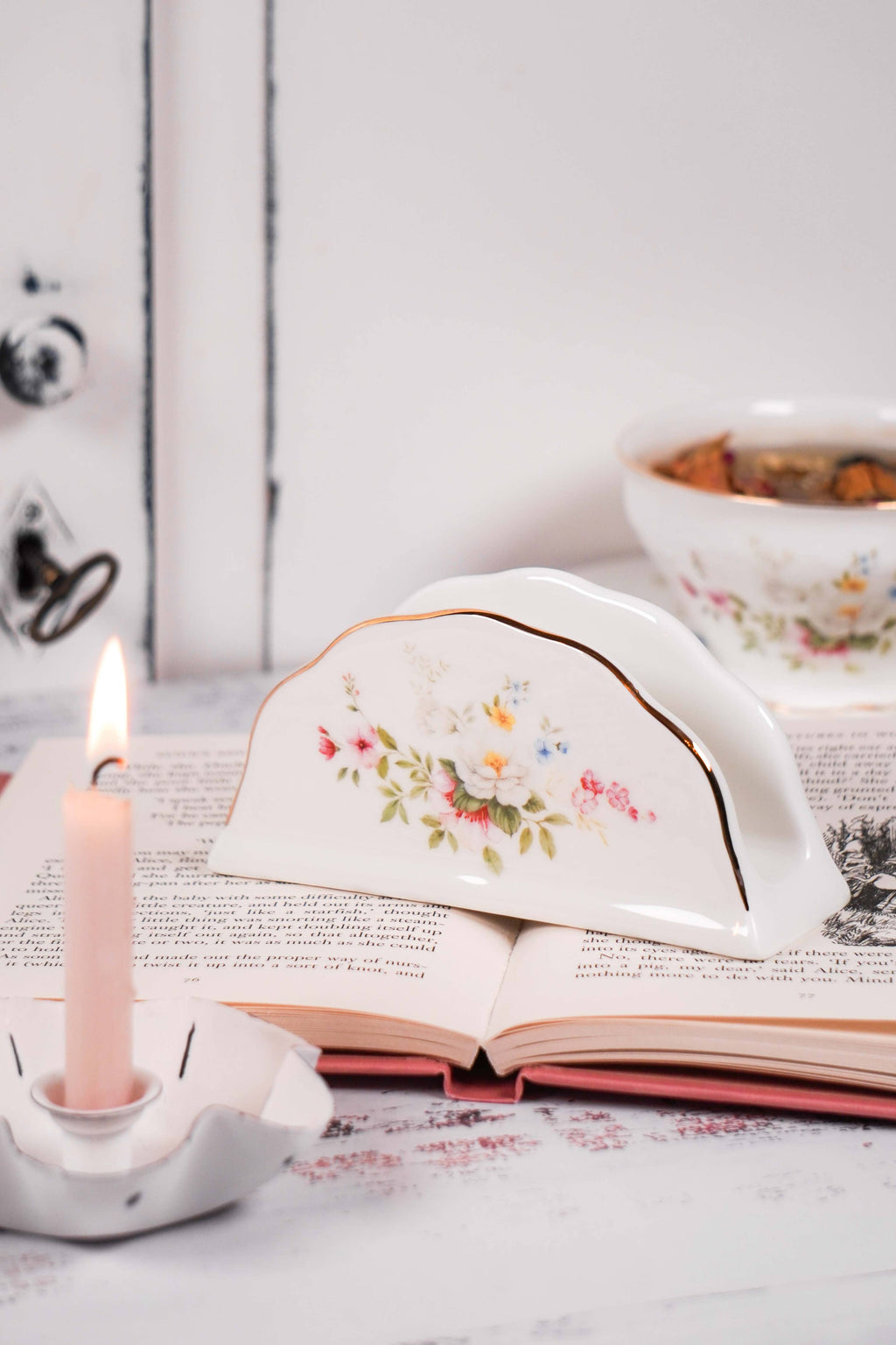 English Garden Napkin Holder