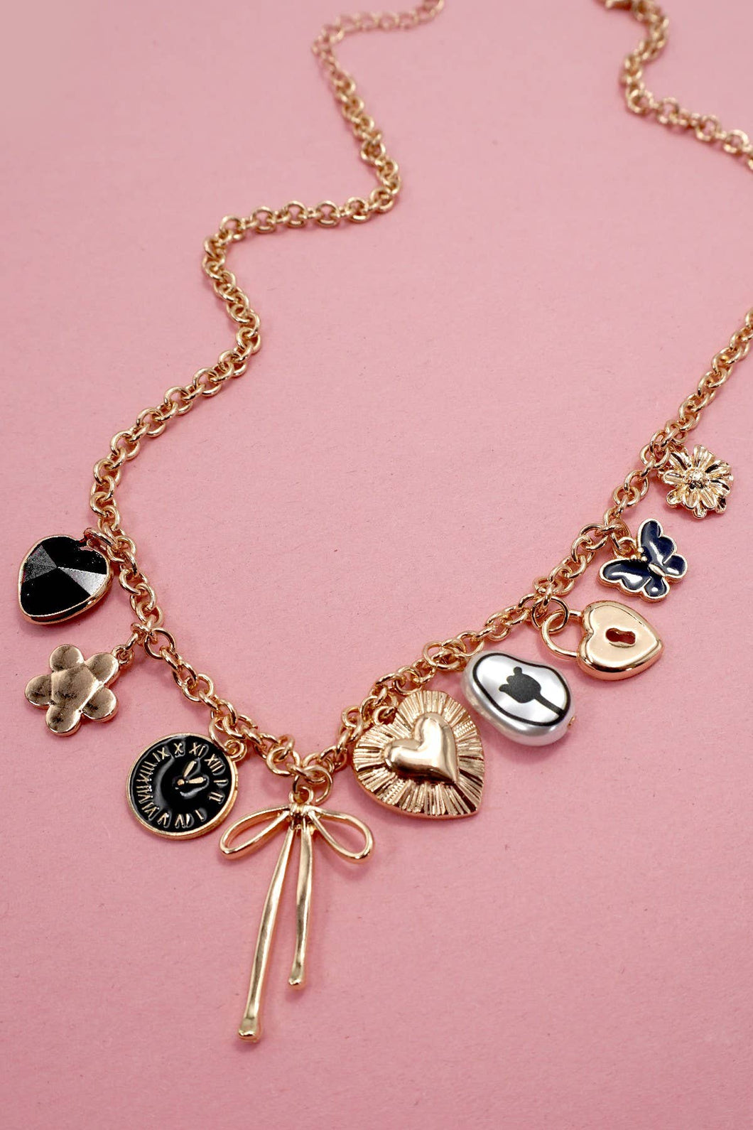The Black Heart Neclace
