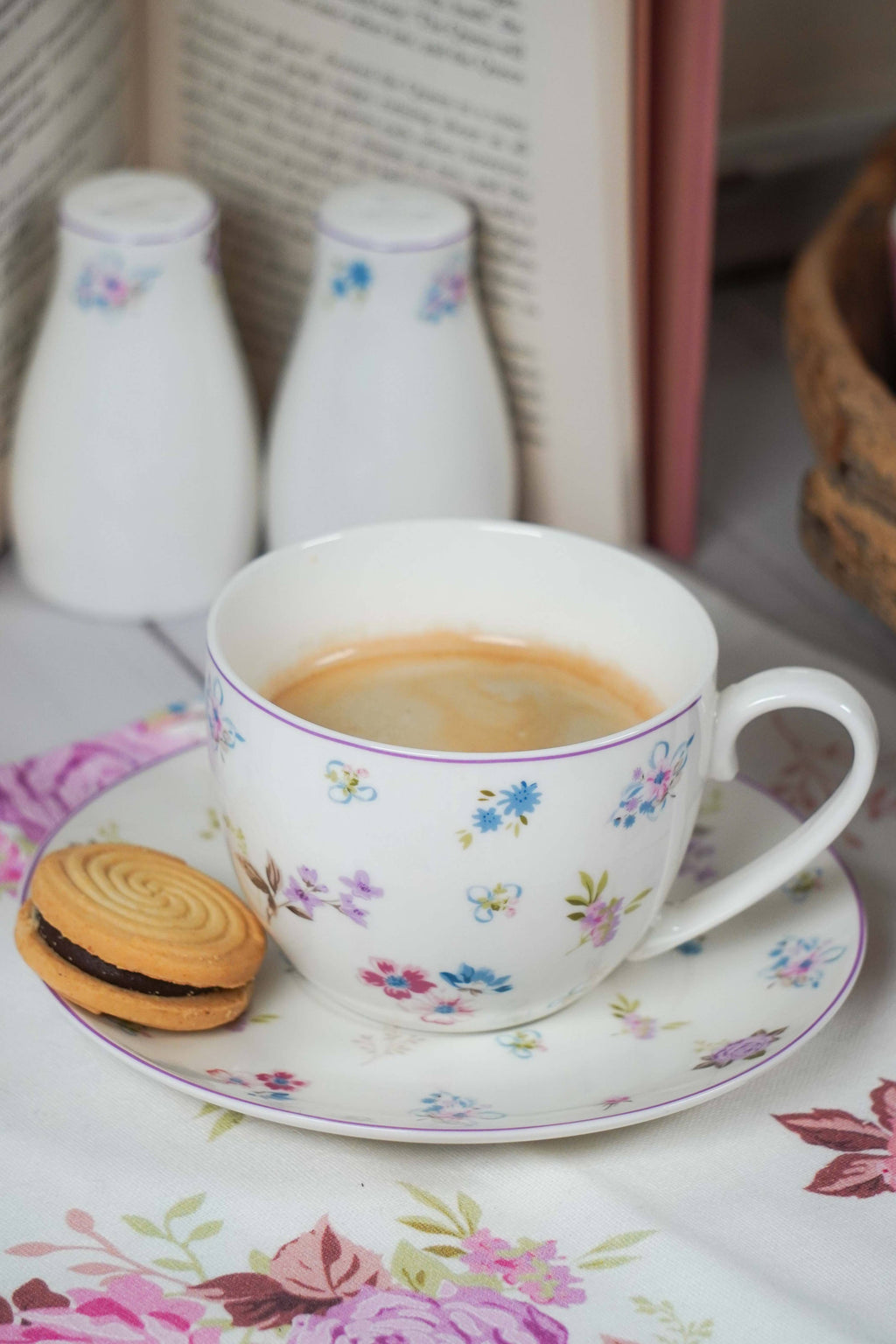 Flora Tea Cup With Saucer