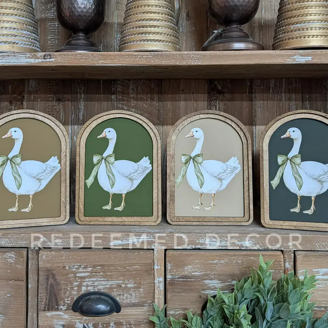 The Goose Bow Sign