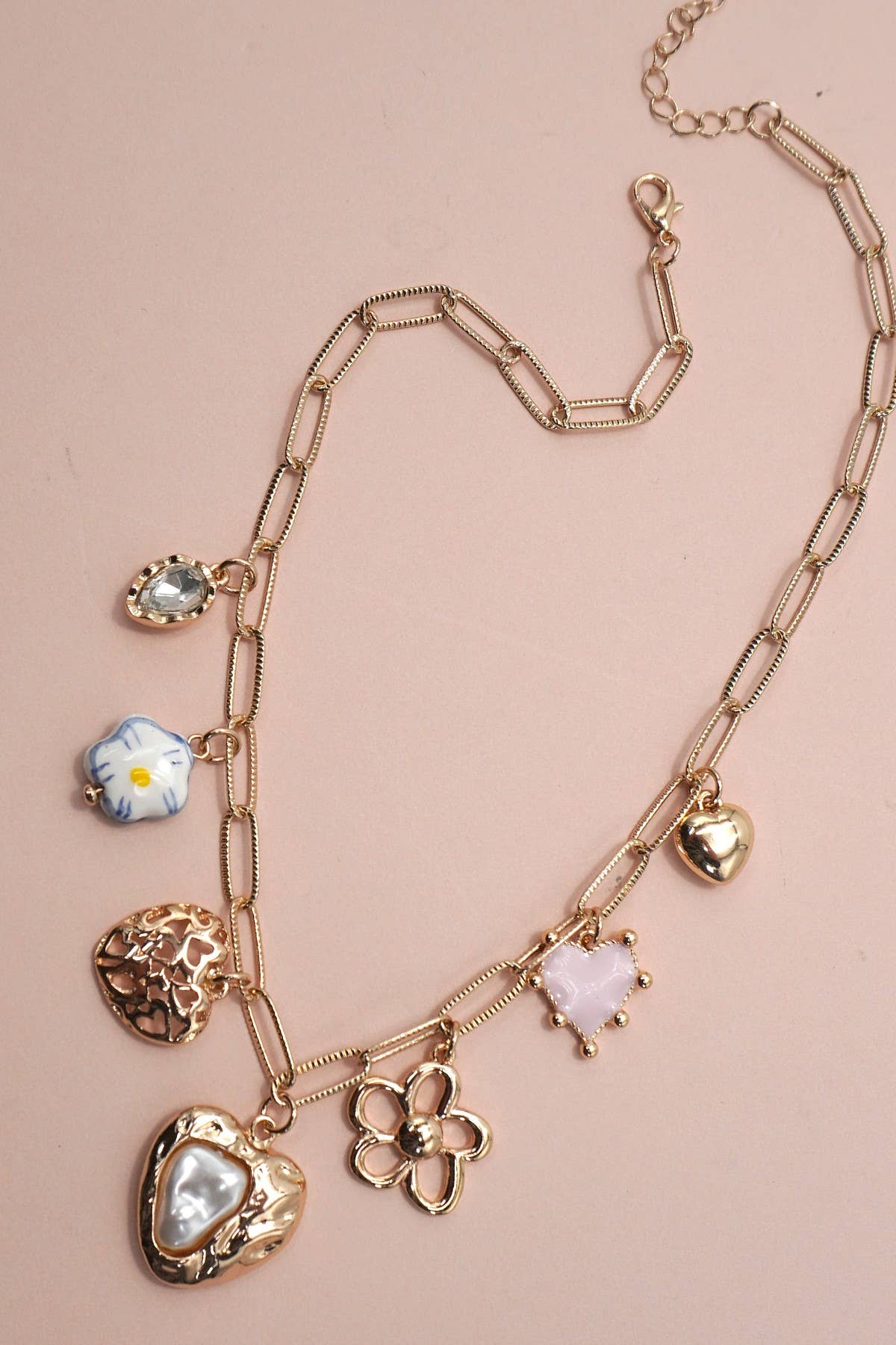 The Daisy Necklace