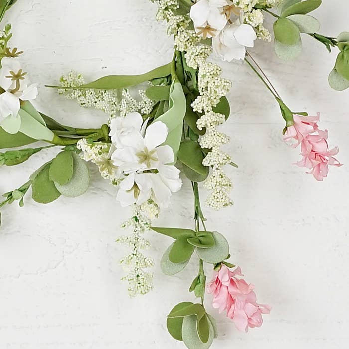 Mix Floral Candle Ring