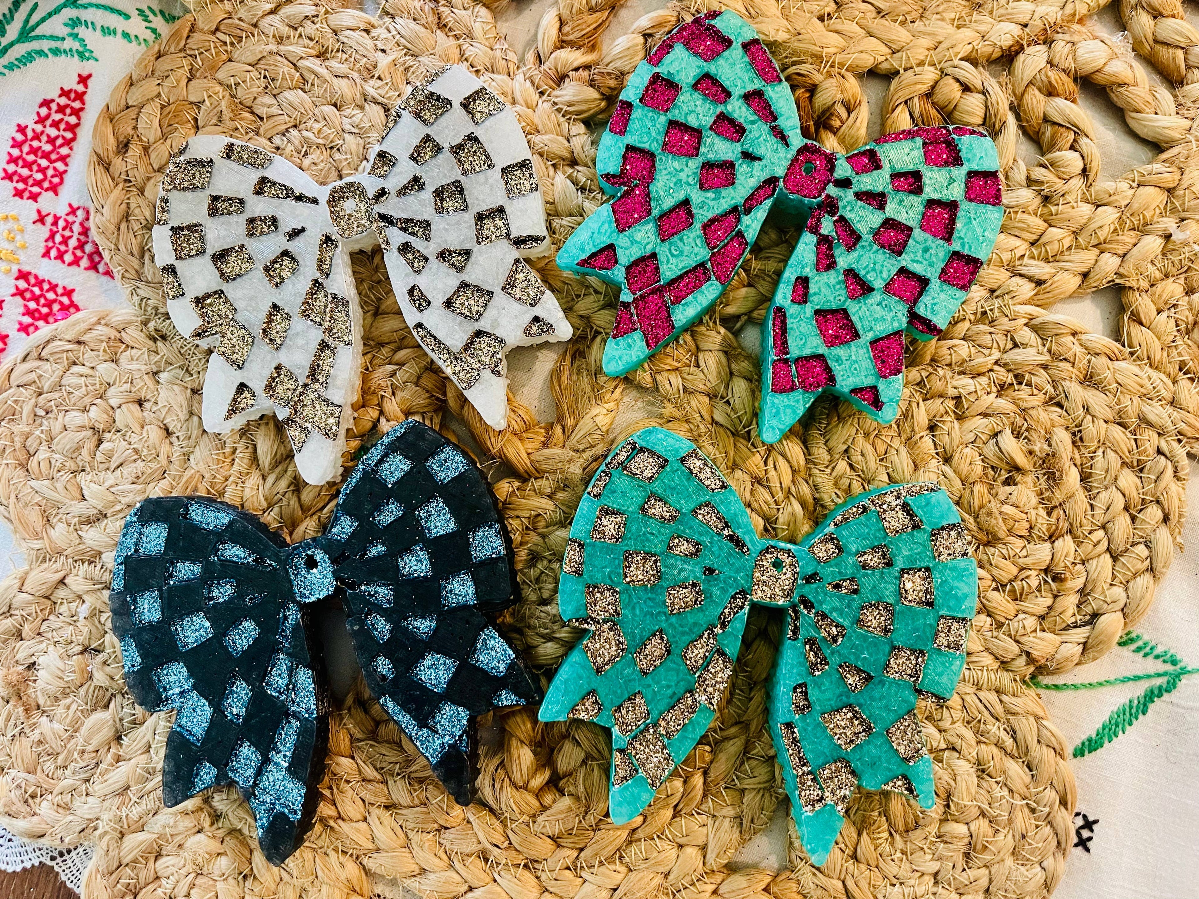 Checkered Bow Car Freshie