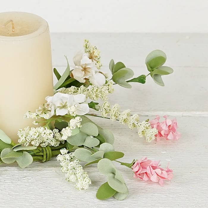 Mix Floral Candle Ring