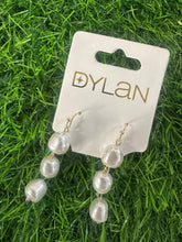 Load image into Gallery viewer, The Josie Earrings
