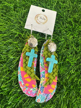 Load image into Gallery viewer, The 3 Pea Earrings

