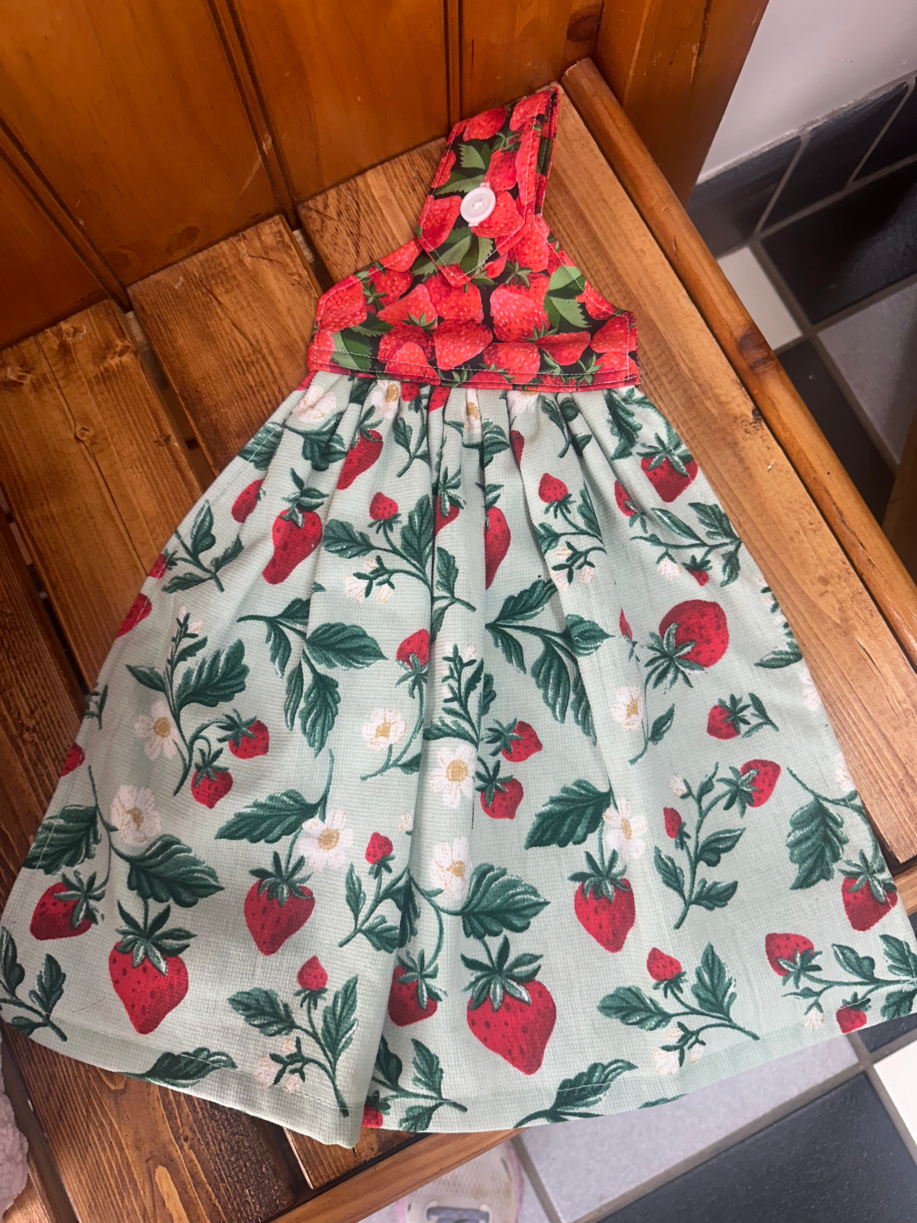 Button Top Hanging Kitchen Towel