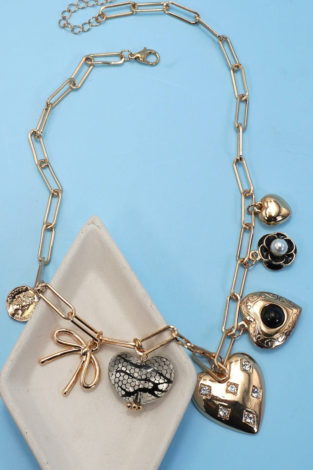 The Lace Floral Necklace