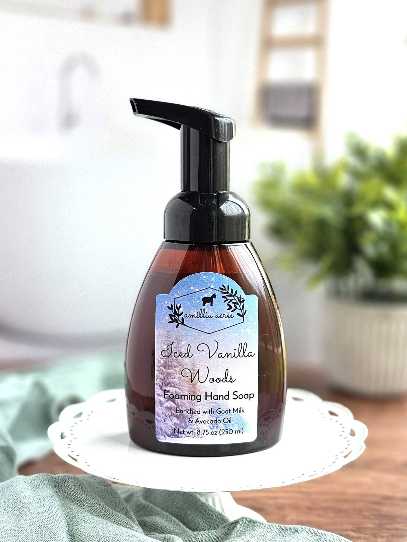 Iced Vanilla Woods Foaming Hand Soap